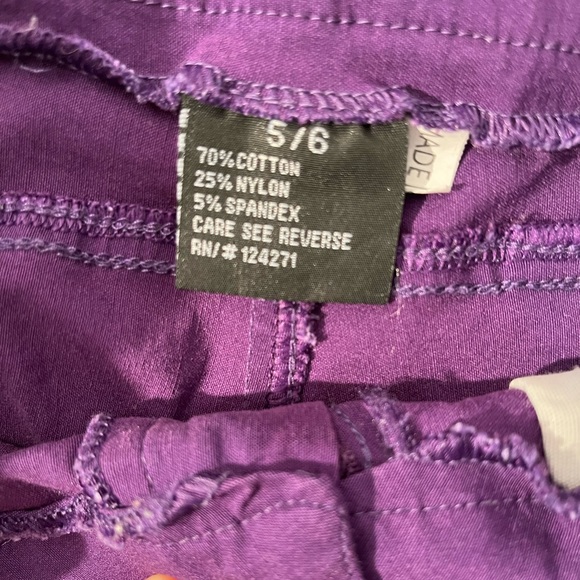 4/35$ 🌈 Purple Shorts - Picture 3 of 3